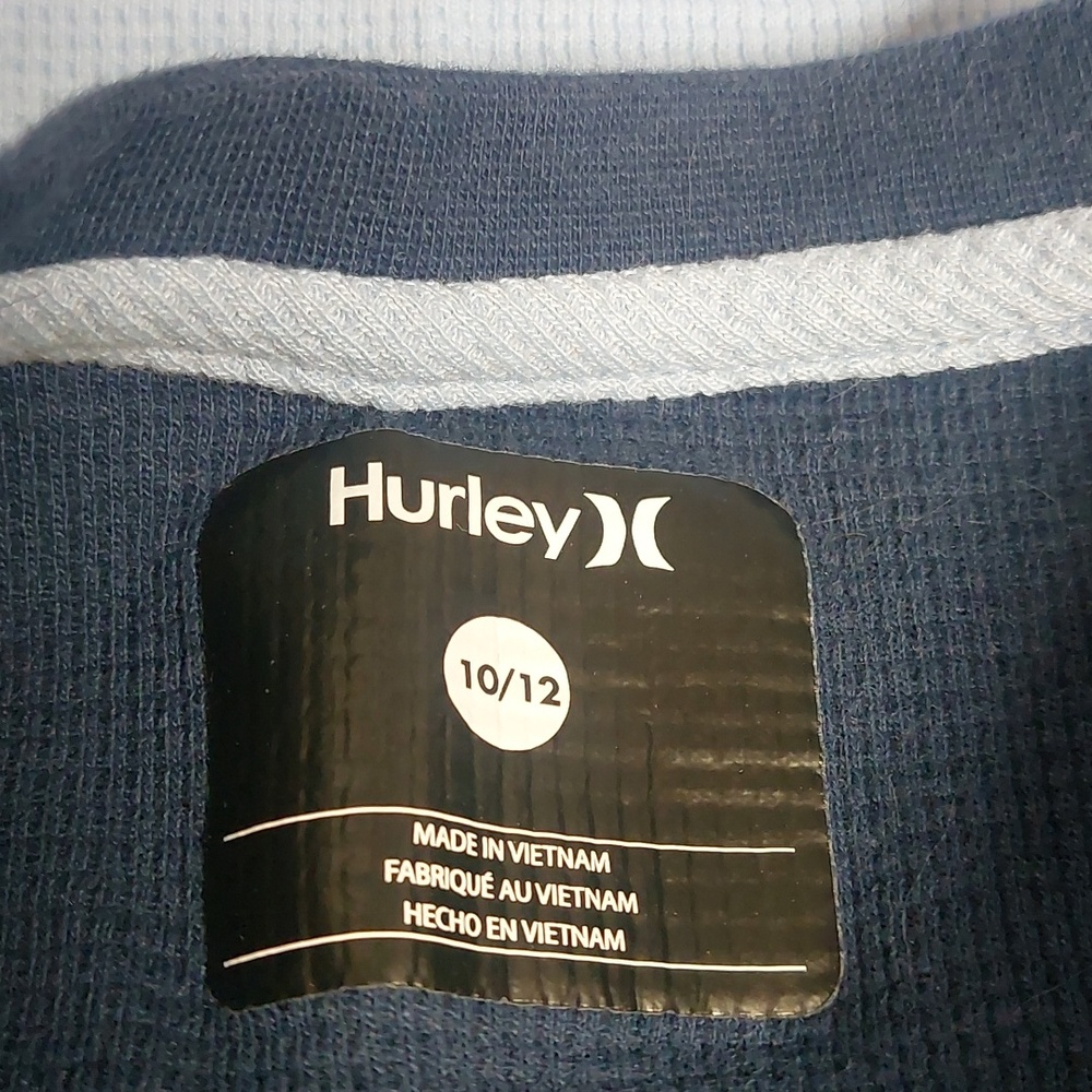Hurley Boy's Henley & Crew Neck Shirts 4 Pcs - Blue, Light Blue, Olive,  Camo - Picture 6 of 9